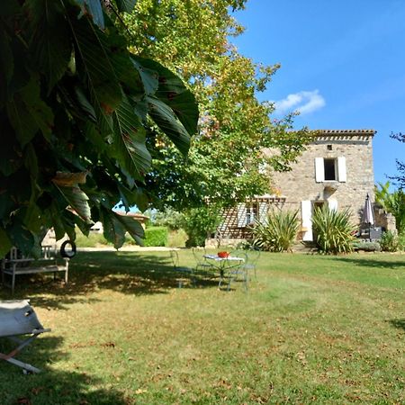 Gites Lalaurie Sauveterre-la-Lémance Δωμάτιο φωτογραφία